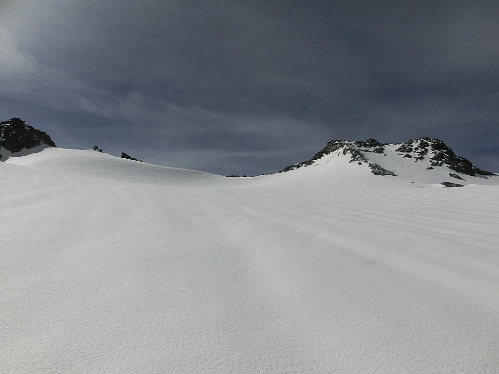 Mont de Gébroulaz : bonne moquette lisse sur le glacier de Gébroulaz