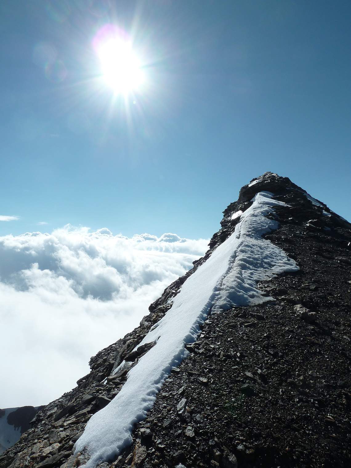 Grande Aiguille Rousse : Arrivée au sommet, belle ambiance !