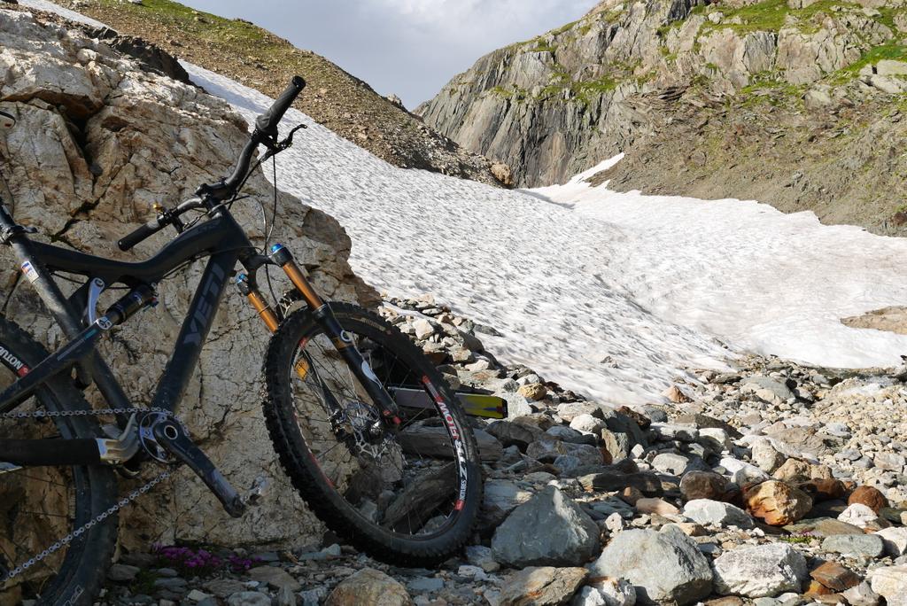 #4 Etendard : Fin du vélo, début du ski Etendard : Fin du vélo, début du ski