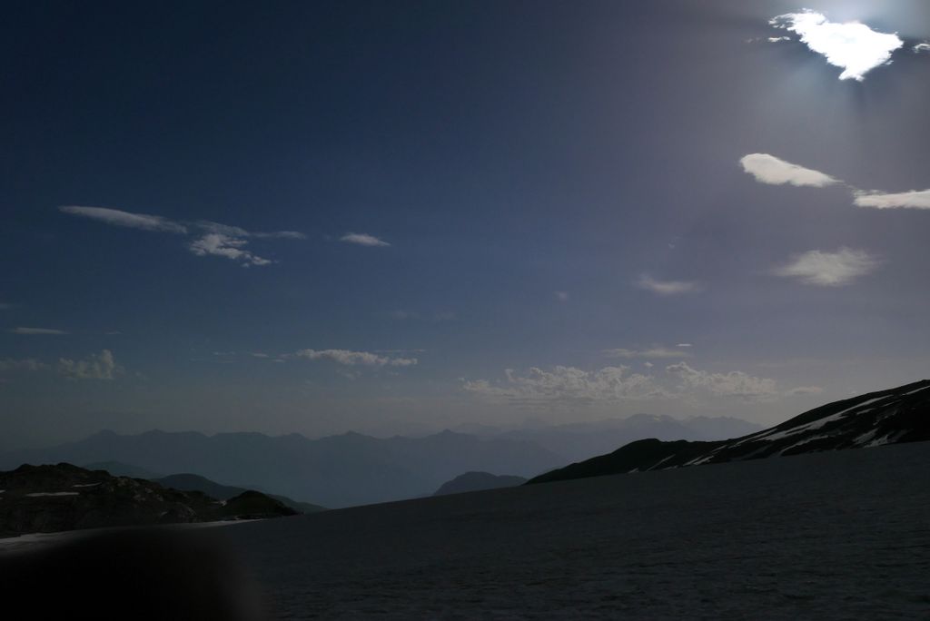 #7 etendard : Ciel encore bien clair au NE, Maurienne au soleil etendard : Ciel encore bien clair au NE, Maurienne au soleil