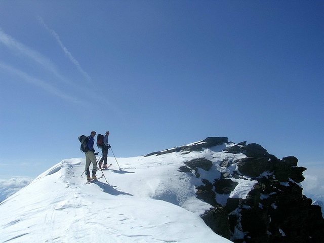 #3 sommet de la grande Lauziere : coucou ! c sommet de la grande Lauziere : coucou ! c'est pour ski tour!