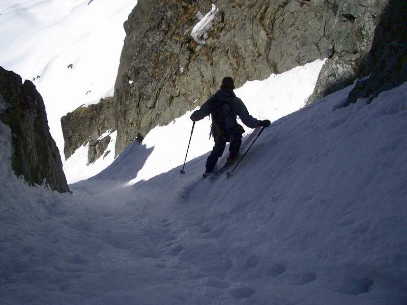 #10 Couloir Dulong de Rosnay : Al un peu en dessous de la limite skiable du couloir. Couloir Dulong de Rosnay : Al un peu en dessous de la limite skiable du couloir.