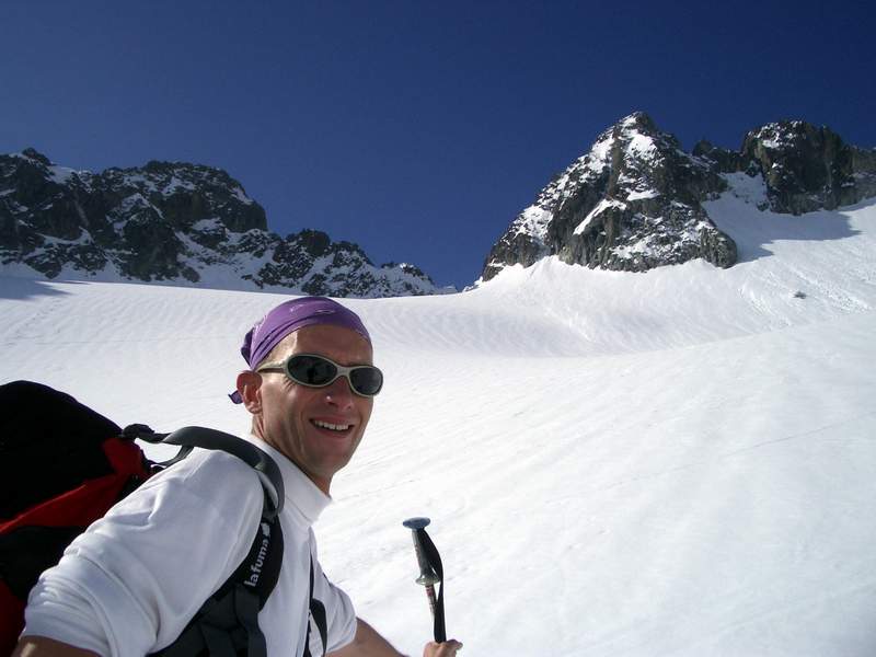 #6 Face E du Col Dulong de Rosnay : Un petit sourire à l Face E du Col Dulong de Rosnay : Un petit sourire à l'approche du Col Dulong de Rosnay, paisible sur ce versant, Soutenu et encaissé de l'autre côté.