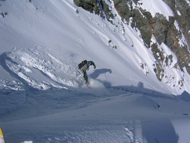 feu ! : c'est incroyable ce qu'il peut y avoir comme surfeur ds le coin !