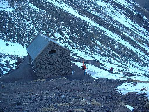 J-1 Le refuge de Tazahart : Spartiate mais confortable