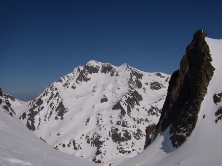 Grand Mont : Le versant sud du Gd Mont vu depuis le haut de cette même combe.