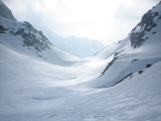 Montée col de Valloire : Ambiance un peu bizarre avec les nuages qui jouent avec le soleil