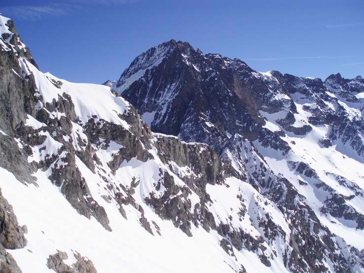 #2 Roche de la Muzelle : Le terminus est bien plus haut que le col de la Muzelle ... Roche de la Muzelle : Le terminus est bien plus haut que le col de la Muzelle ...
