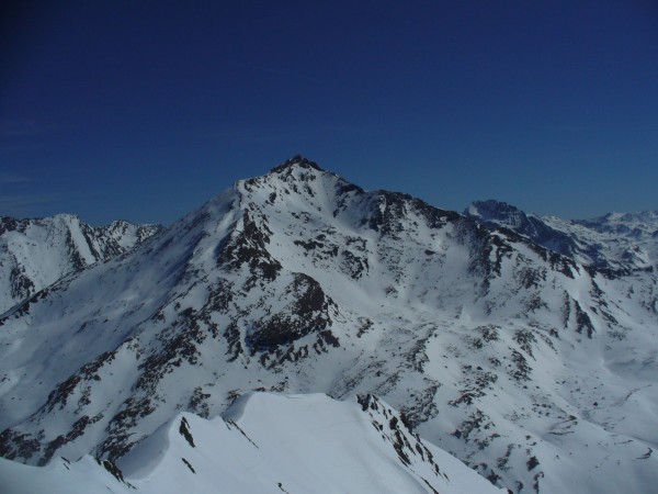 #2 Scolette : C Scolette : C'est un peu le Seigneur des lieux: l'Aiguille de Scolette.