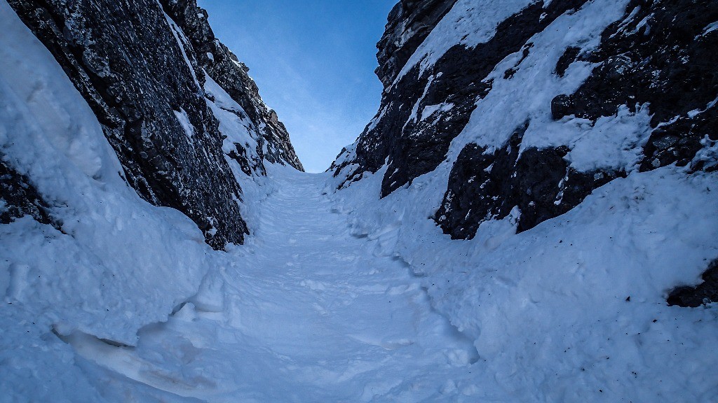 #8 Etroiture Etroiture