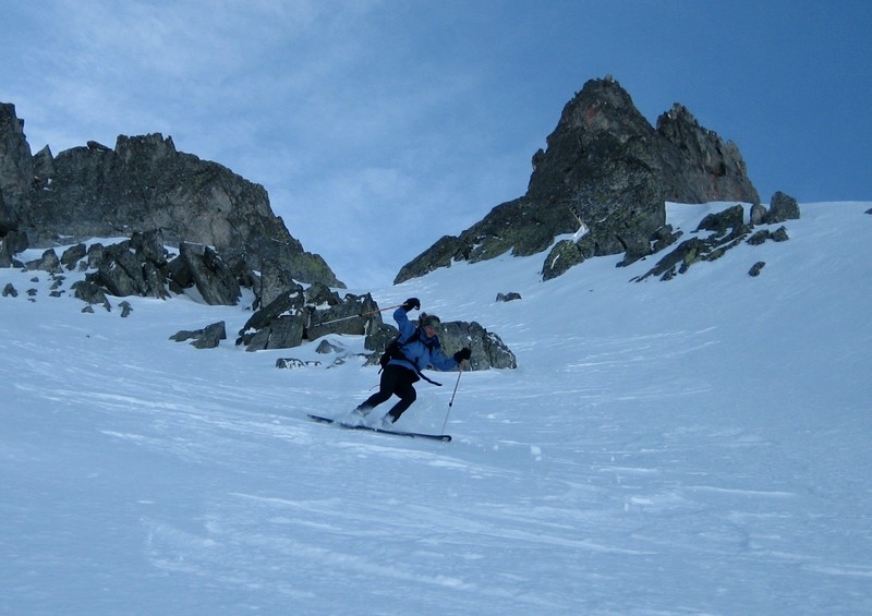 #4 Face nord du Grd Crozet : Cat enchaine aprés la partie plutôt raide (50°) Face nord du Grd Crozet : Cat enchaine aprés la partie plutôt raide (50°)