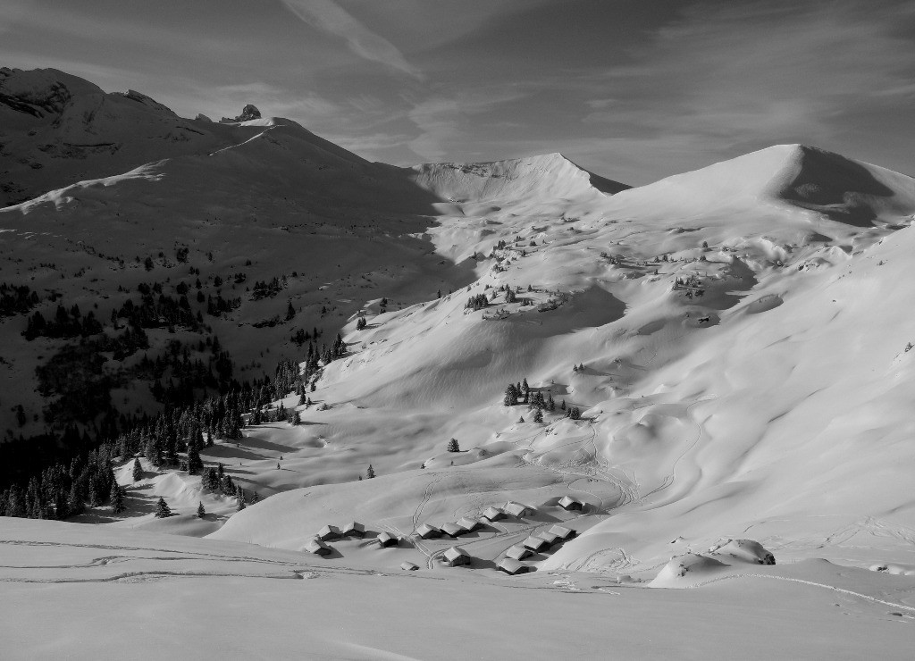 descente sous les chalets de Vormy