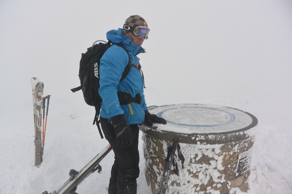 #1 Crêt de la Perdrix: aussi belle vue que mi décembre mais bien blanc cette fois! Crêt de la Perdrix: aussi belle vue que mi décembre mais bien blanc cette fois!