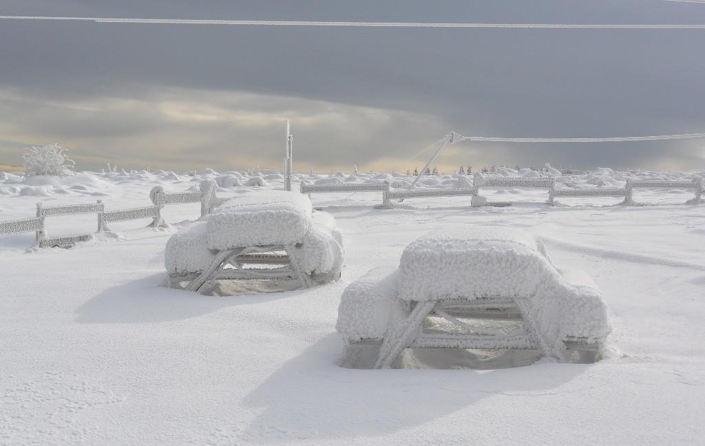 #9 Jarlées: rare de voir autant de neige, pas soufflée en ! Jarlées: rare de voir autant de neige, pas soufflée en !
