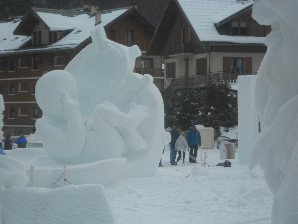 Clin d oeil aux sculpture sur neige de Valloire
