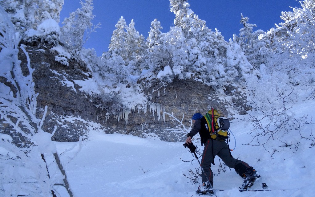#3 Sous kes premières barres Sous kes premières barres
