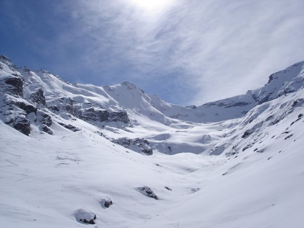 #2 Versant N de la Luette : Le beau versant N de la Luette et le vallon de l Versant N de la Luette : Le beau versant N de la Luette et le vallon de l'En Darrey depuis le lac des Dix. Des choses à faire...