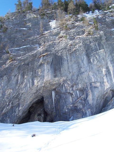 #1 Stalactite : Elle doit faire mal quand elle tombe celle-là! Stalactite : Elle doit faire mal quand elle tombe celle-là!