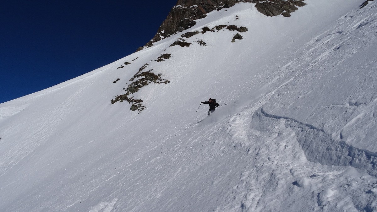 Al dans le haut du couloir