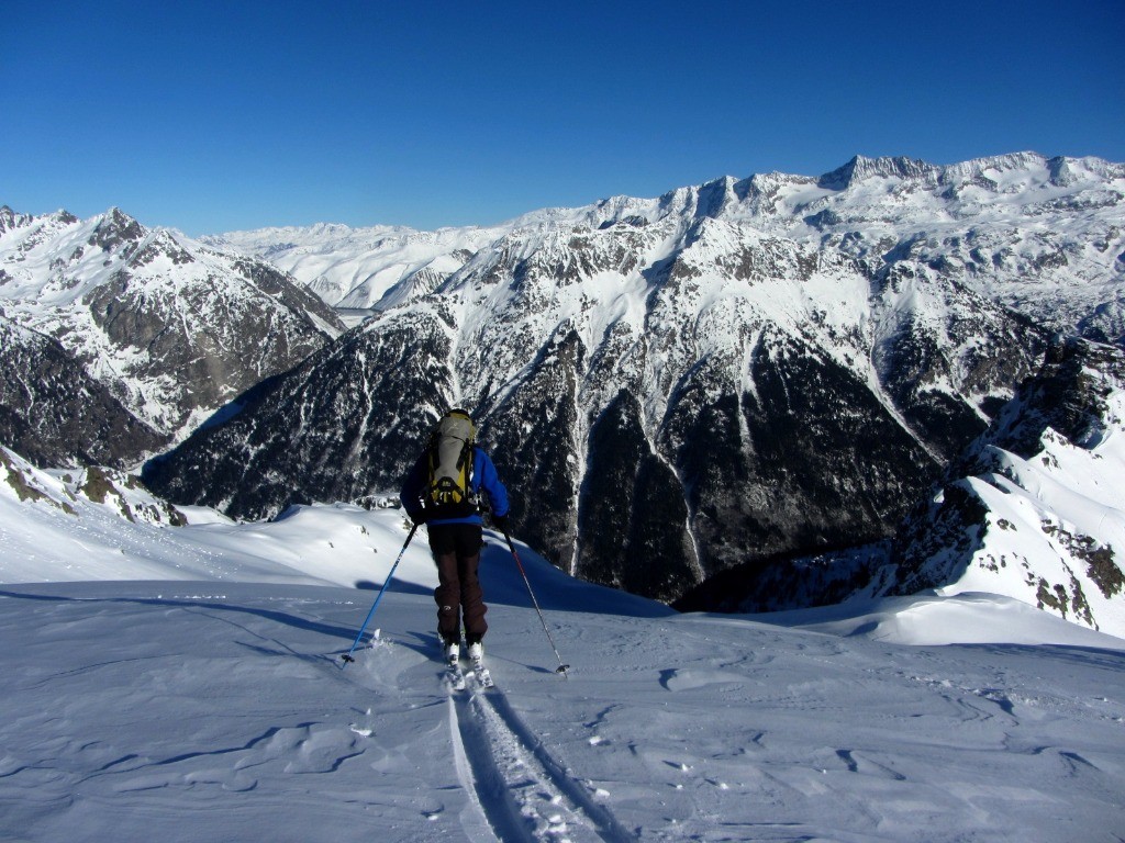 #20 Descente par la combe parallèle Descente par la combe parallèle