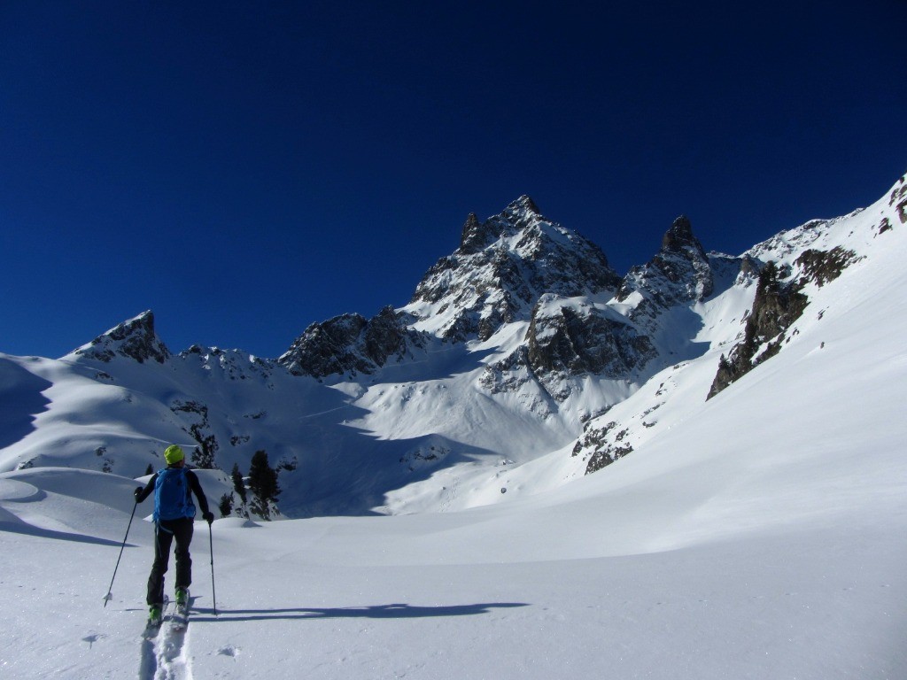 #1 Sous l Sous l'oeil du Grand Pic