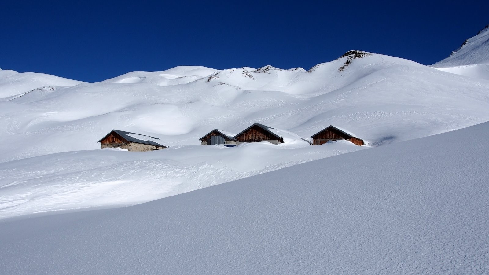 #6 Les chalets du Boulissoir (2080 m). Les chalets du Boulissoir (2080 m).