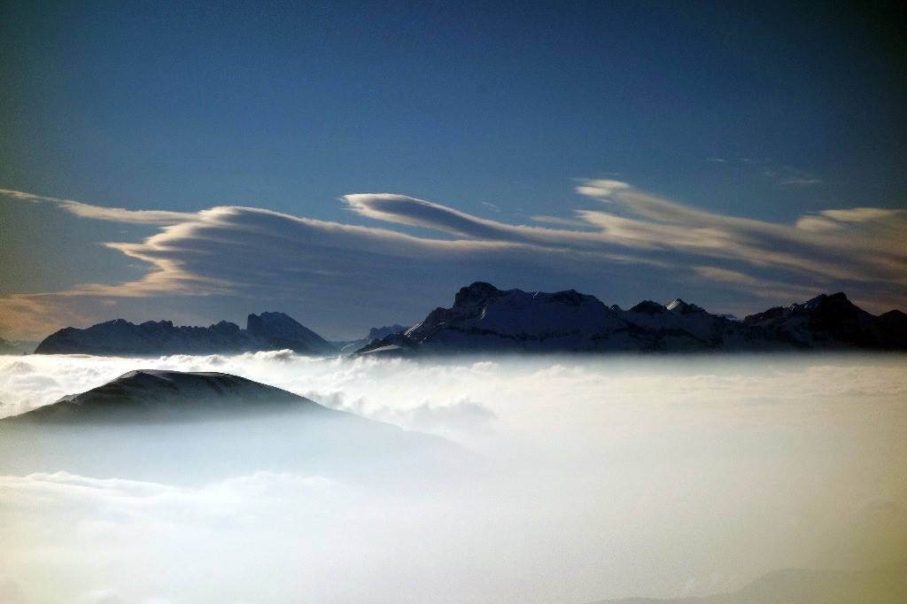 Drôles de lenticulaires sur le Dévoluy...