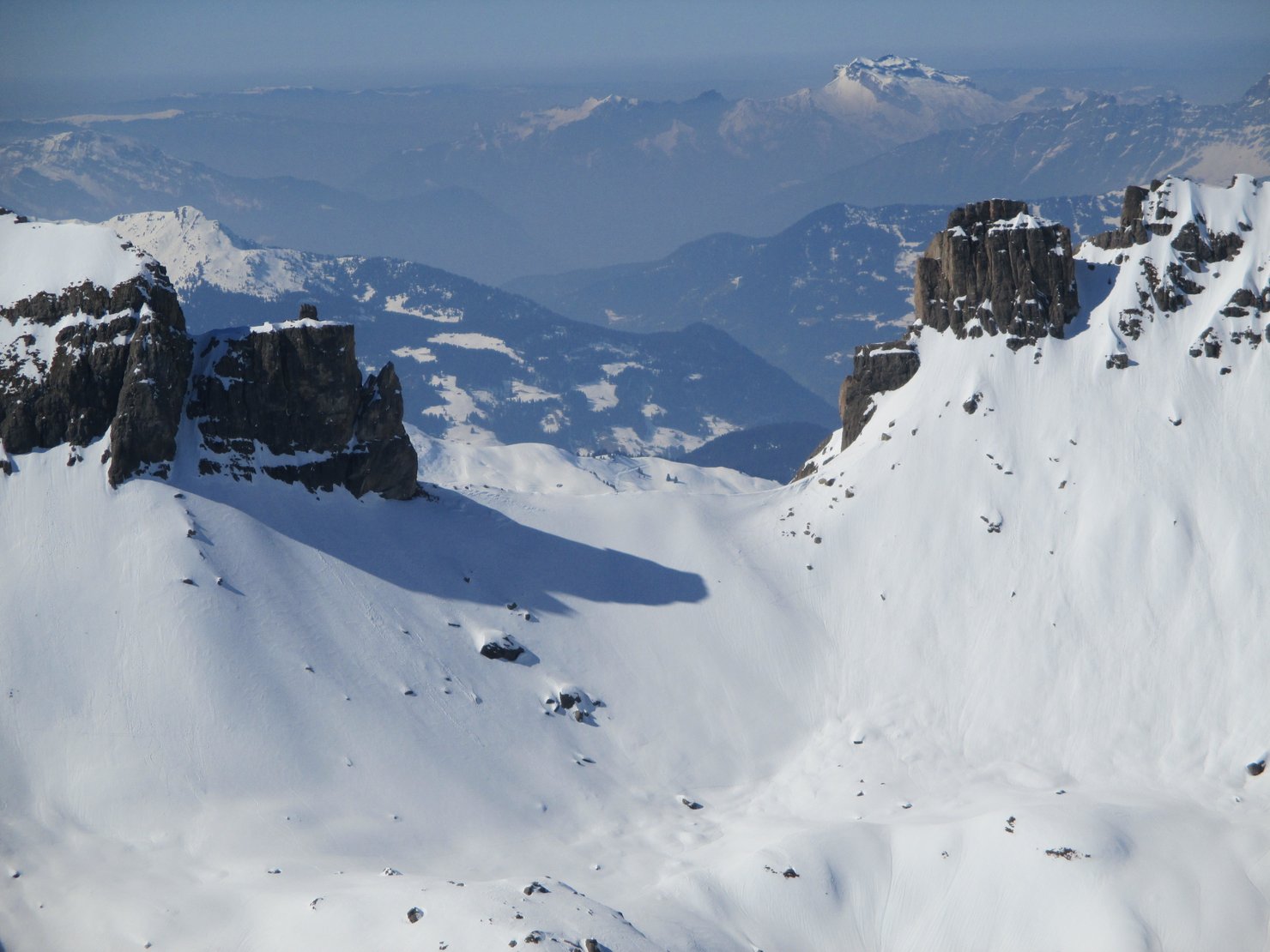 Brèche de Parozan sur fond de Tournette!