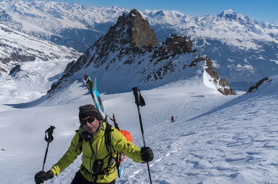 Arrivée au sommet de la Combe Neuve