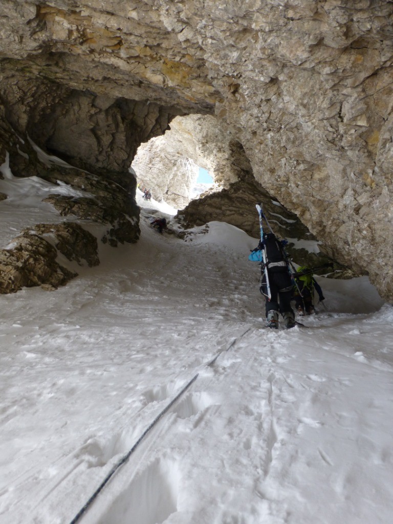 #7 Ca se raidit bien dans l Ca se raidit bien dans l'entrée das arches.