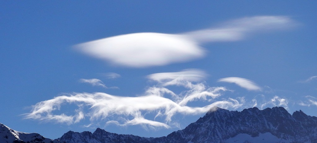 #3 nuages... et Etendard nuages... et Etendard