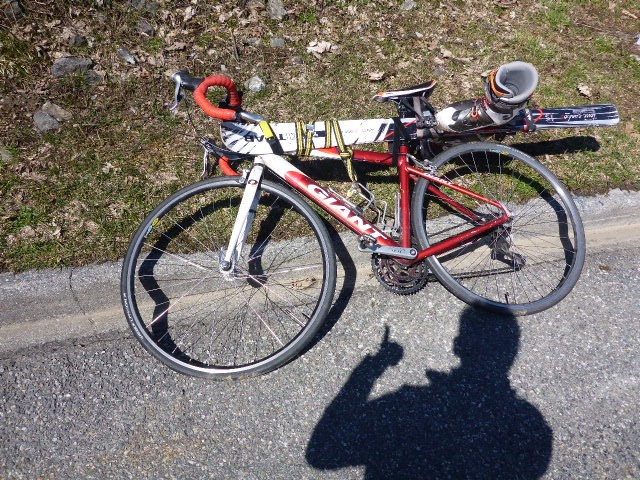#7 système d système d'accroche des ski sur le vélo