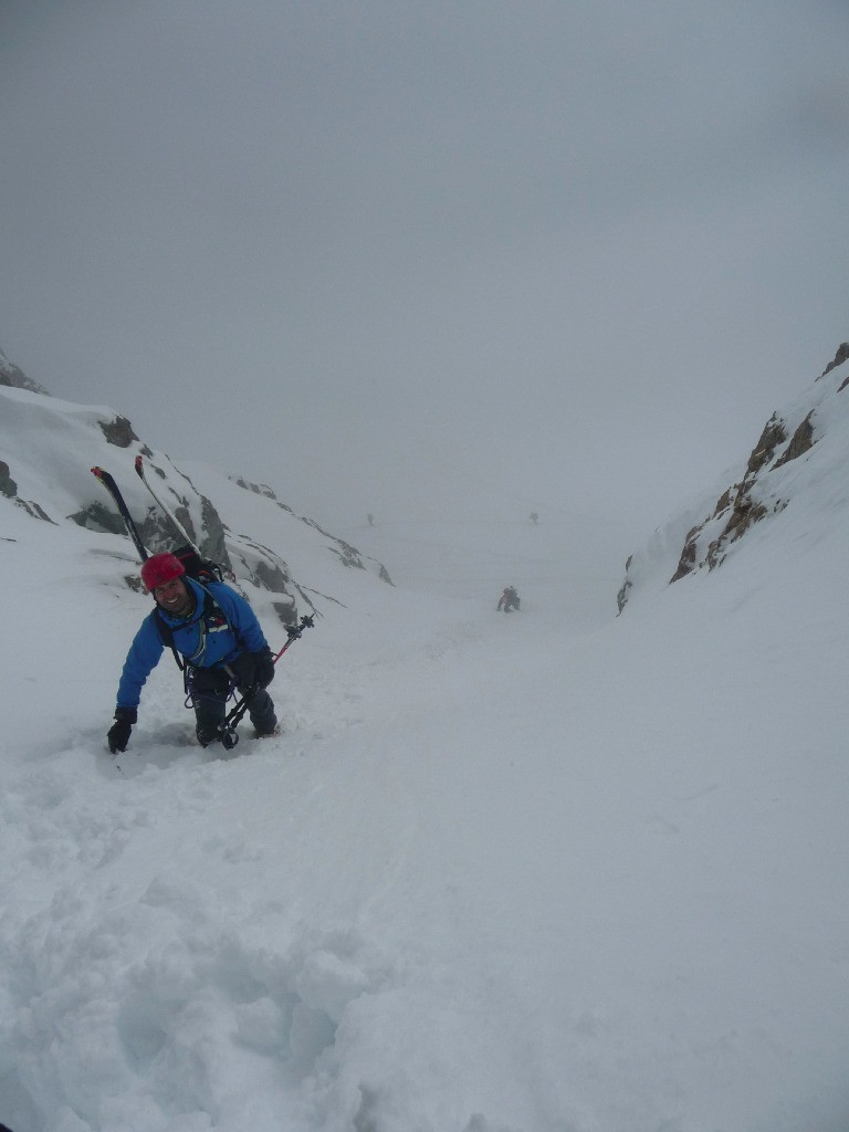 Montée à la Casse Déserte ambiance nuage