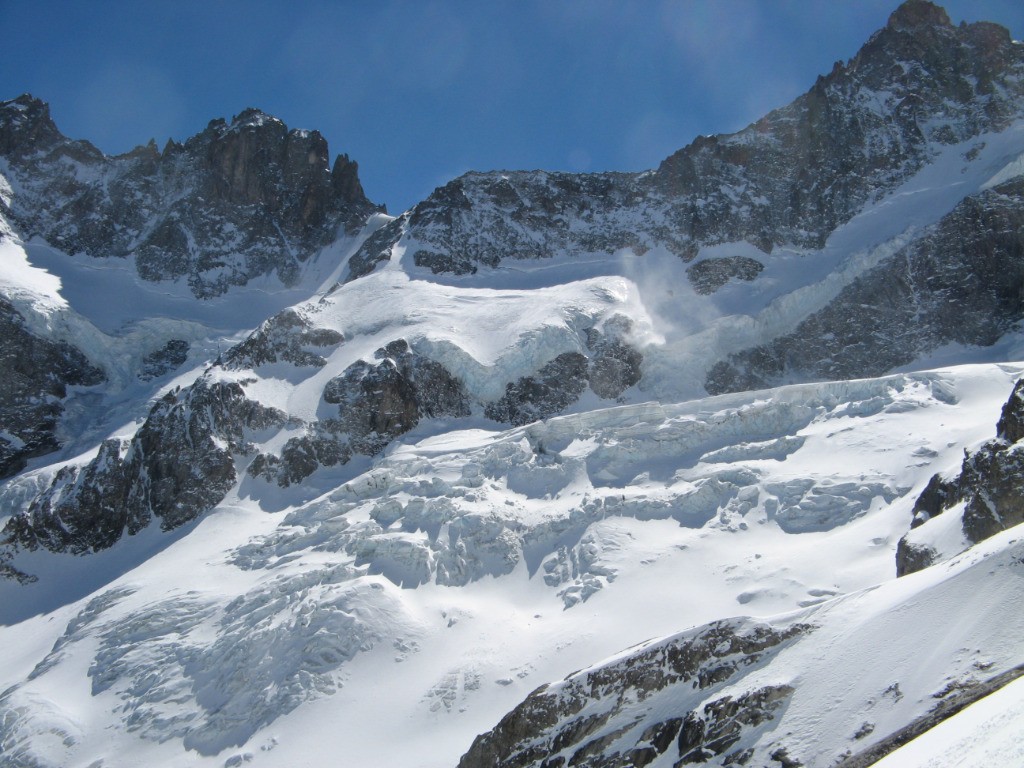 vers le col claire (en conditions pour la cascade)