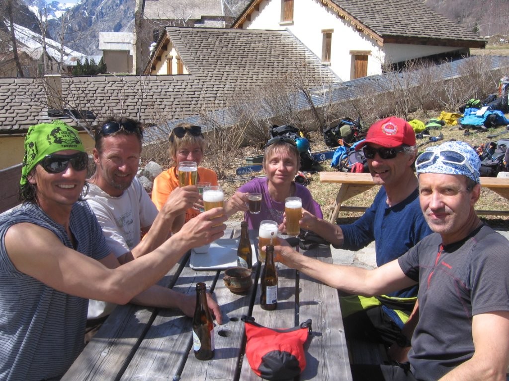 #33 J3 - La bérarde et la traditionnelle bière! J3 - La bérarde et la traditionnelle bière!