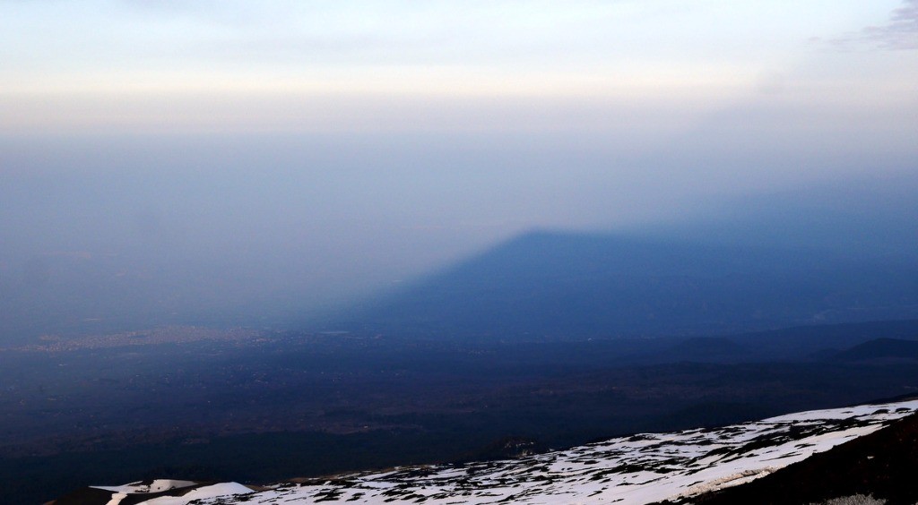 l'ombre du cône