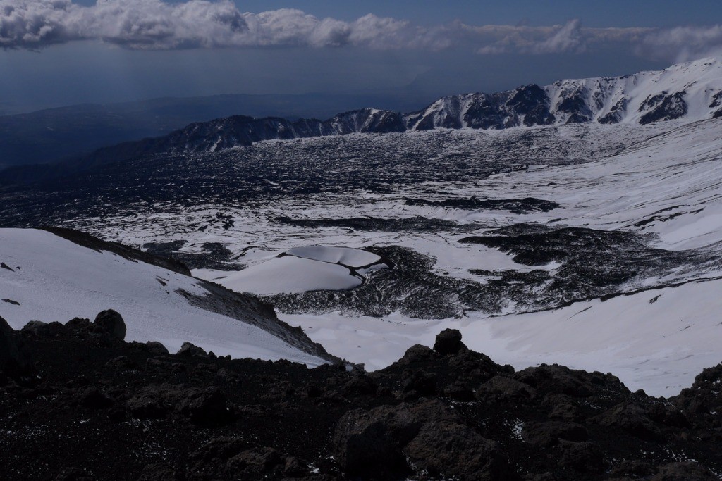 Au col qui communique avec la vallée de Bove