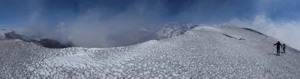 Arrivée sur la "Montagne des Montagnes"