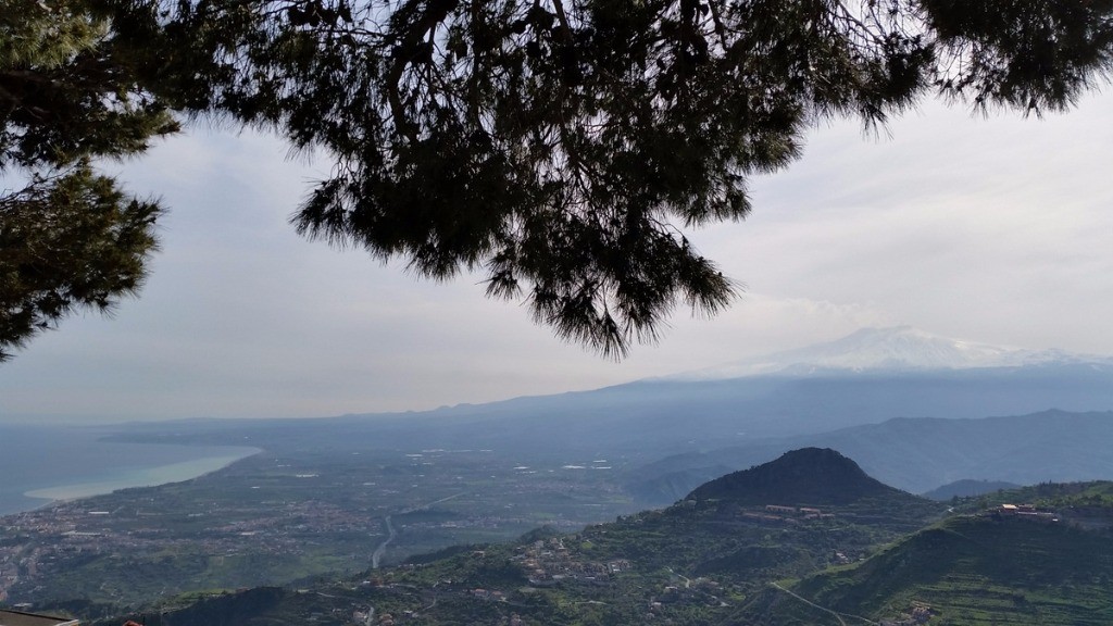 #95 L L'Etna depuis Castelmola