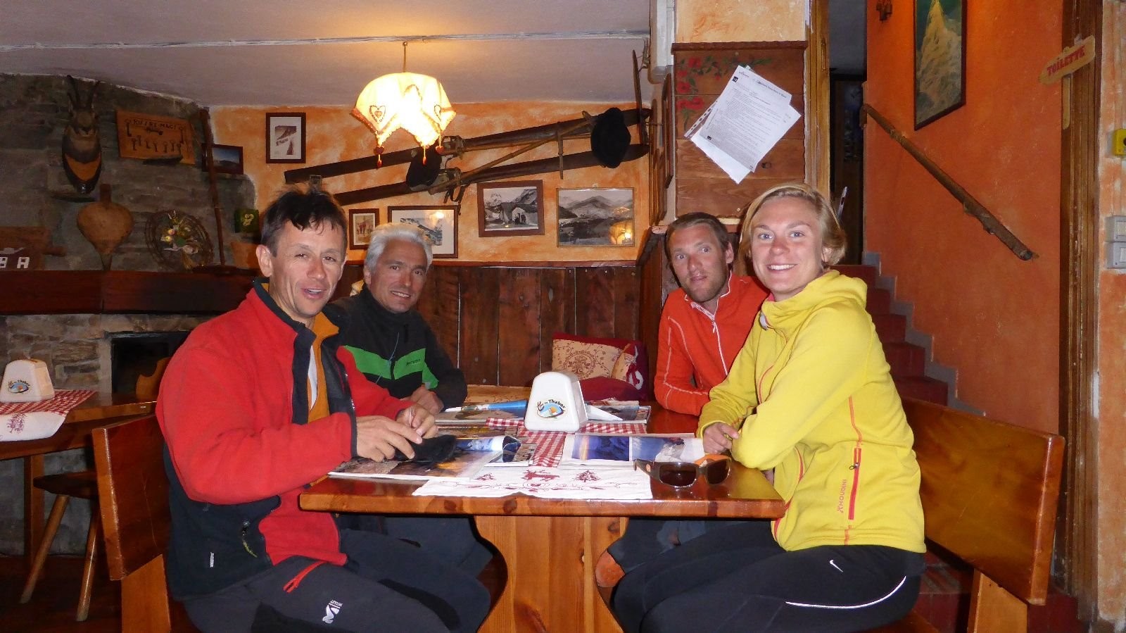 #25 Refuge I Ré Magi Refuge I Ré Magi