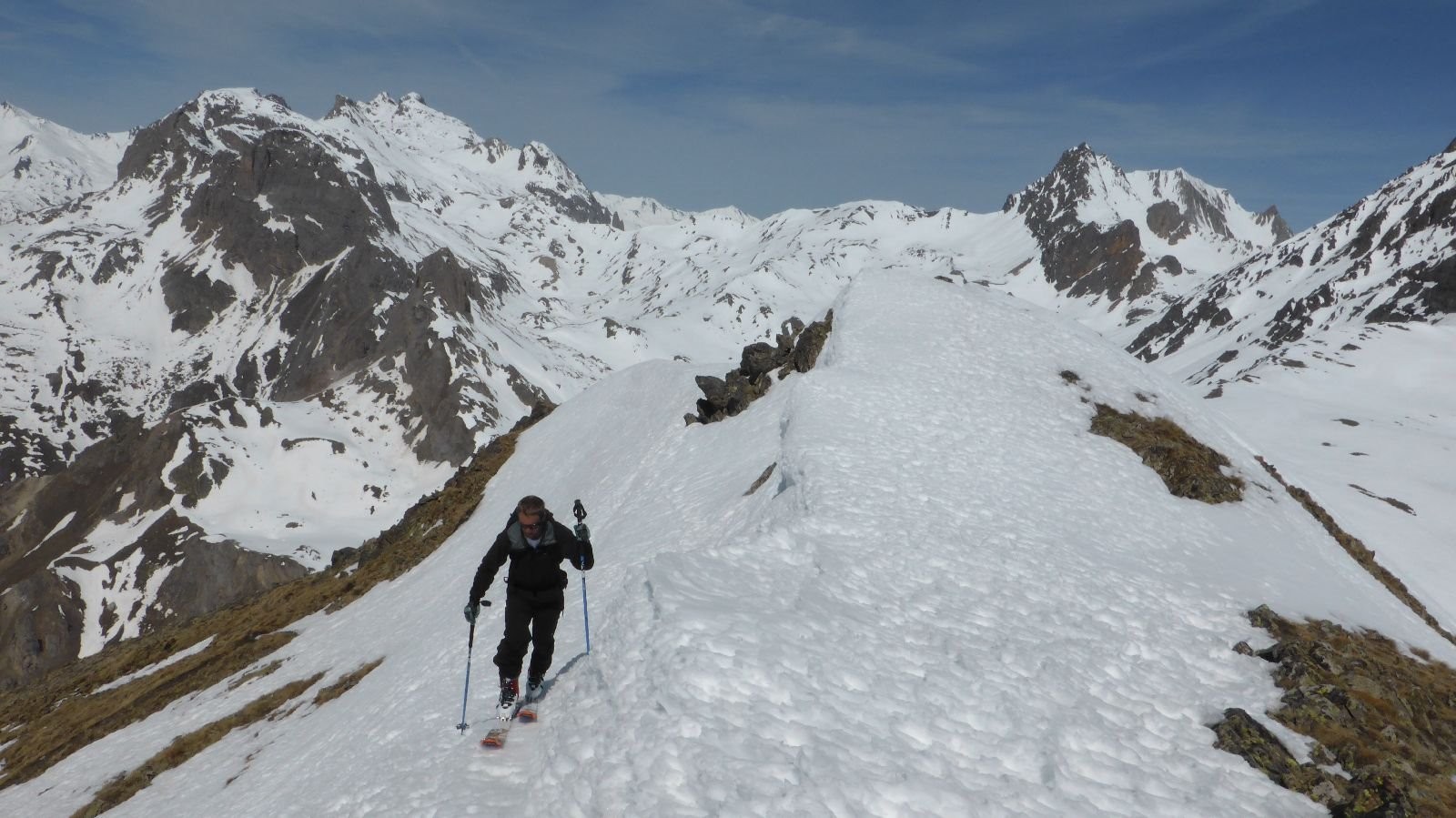 #64 Michel en termine au Col sud du Chardonnet Michel en termine au Col sud du Chardonnet