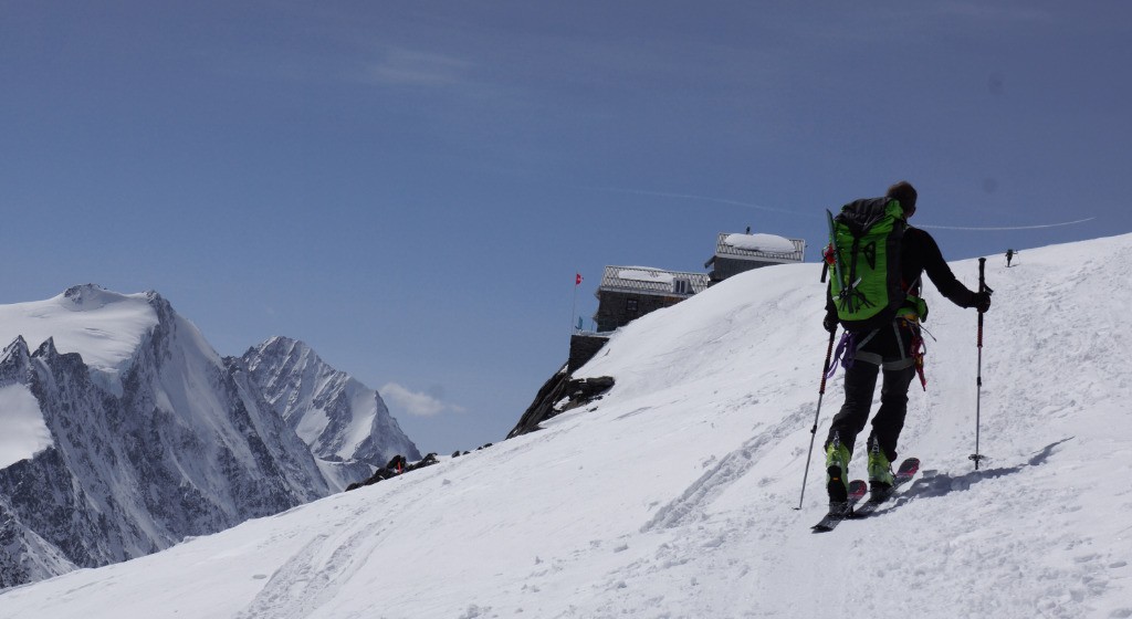 Arrivée à Hollandiahutte