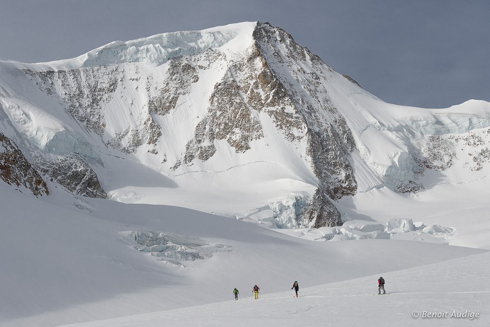 sur fond de Grossgalmihorn