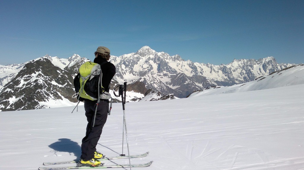 Regard sur le massif du Mont Blanc