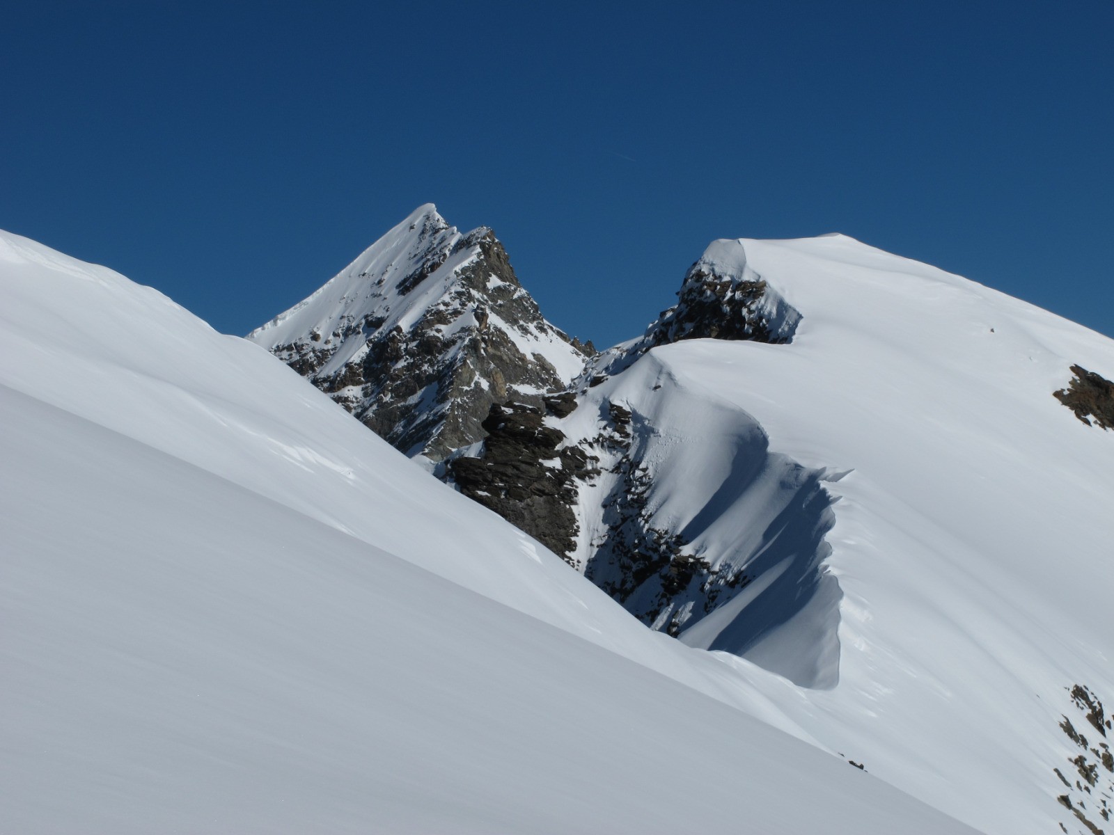 Dôme de la Sache - Le Mont Pourri se dévoile