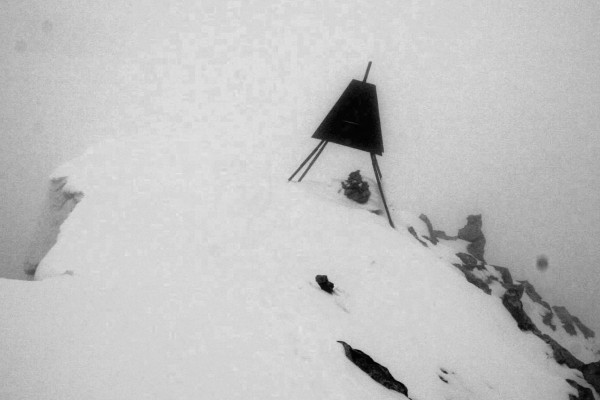 #7 le sommet dans le brouillard le sommet dans le brouillard