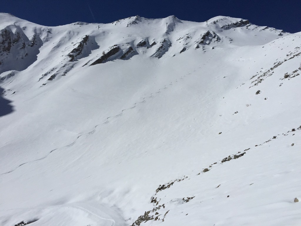 #8 Vue sur la première trace pendant la 2° montée Vue sur la première trace pendant la 2° montée