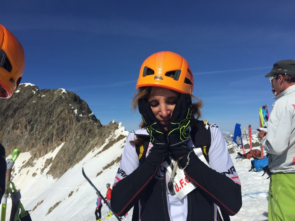 #44 Valérie Raybaud une fois de plus première féminine, sous l Valérie Raybaud une fois de plus première féminine, sous l'émotion à l'arrivée