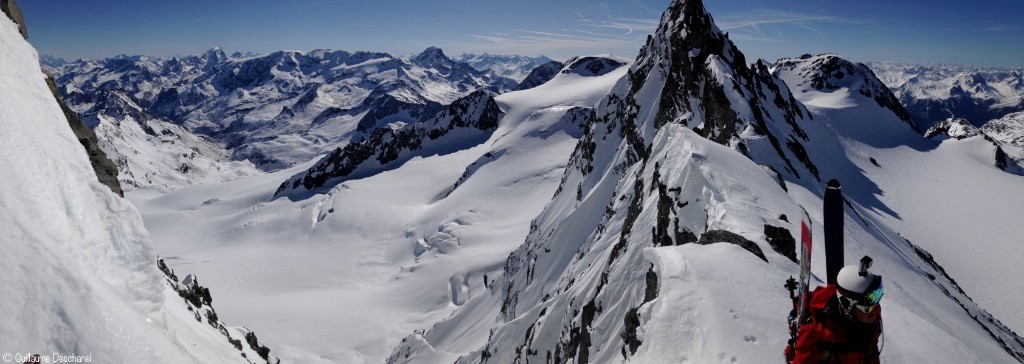 Arrivée sur l'arête, entre Glacier de Chavière 