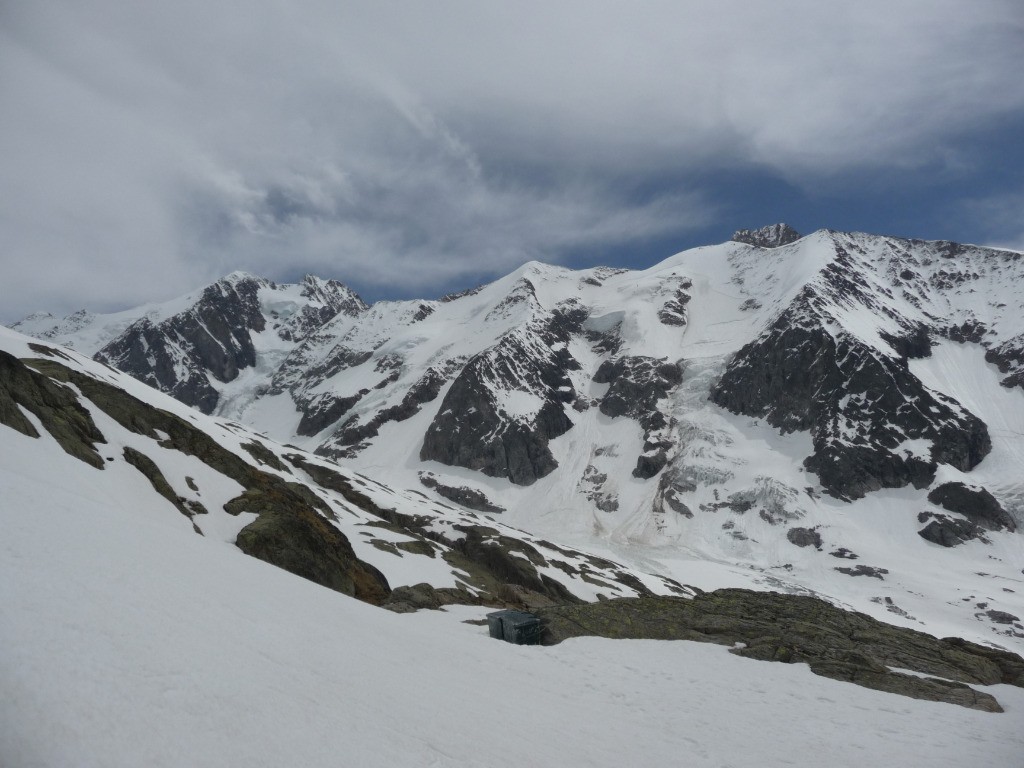 En face du refuge des Conscrits